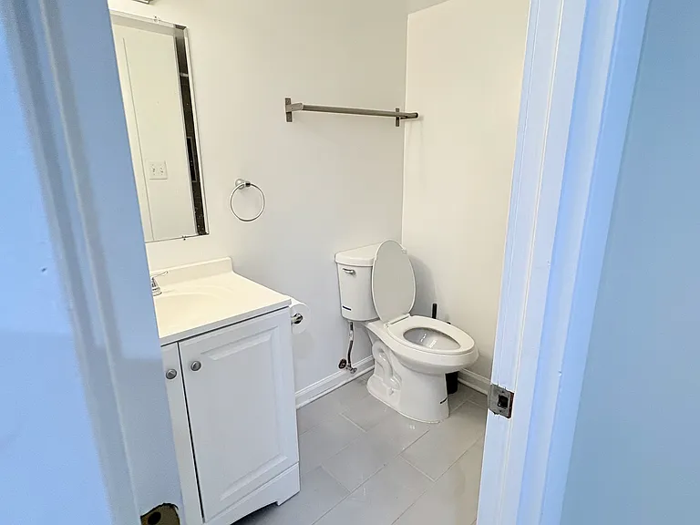 1800 Cody Dr — Photo 17