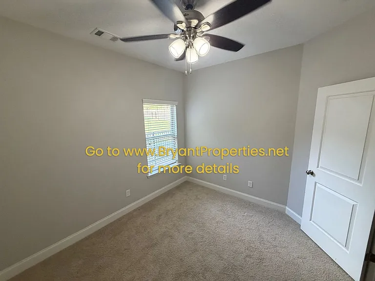 285 Blackthorn Ln — Photo 23