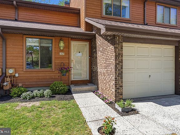 4th image of 312 Winding Way