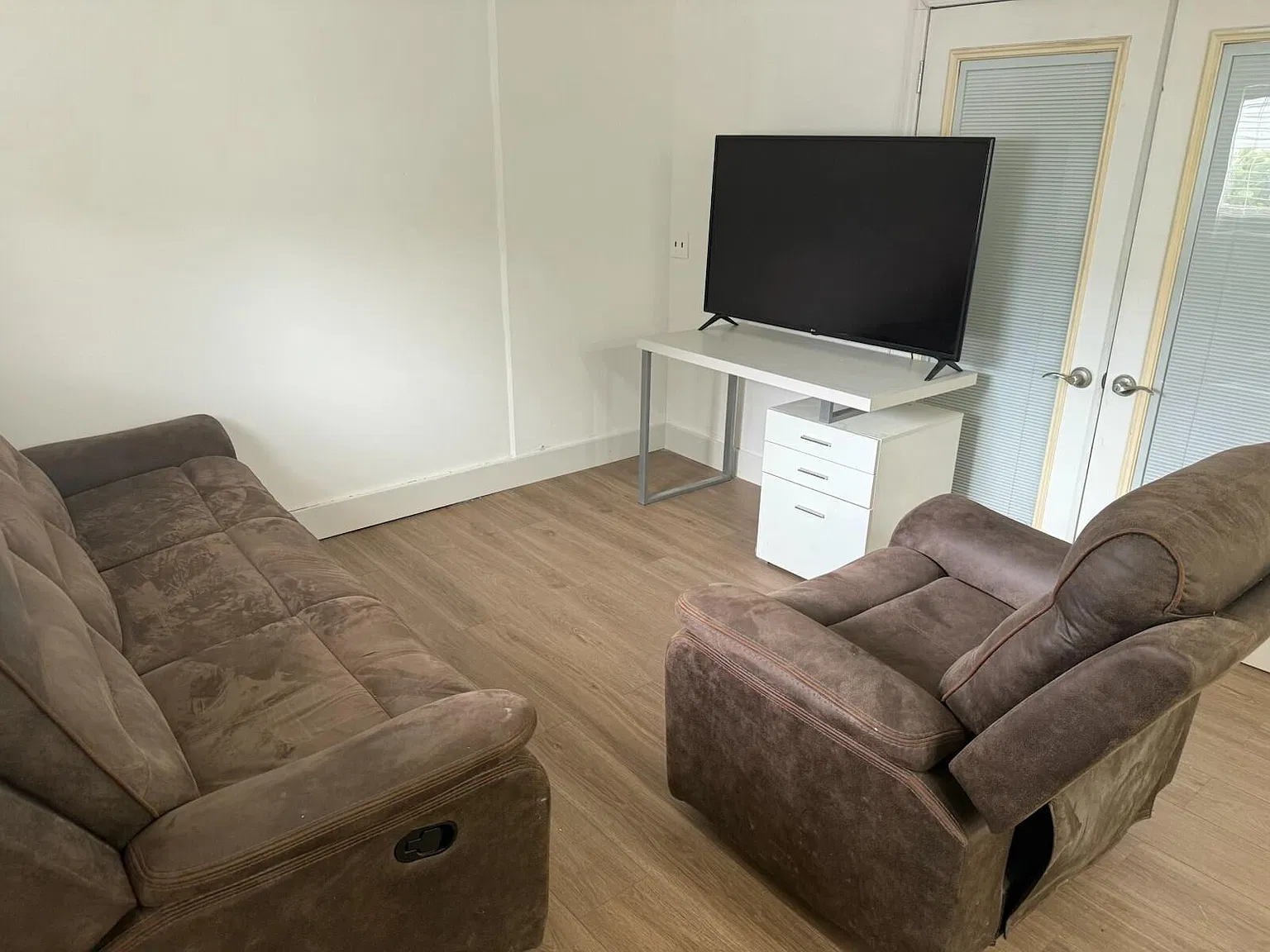 2 bed, 1.0 bath, 600 sqft, $1,700 — Photo 3