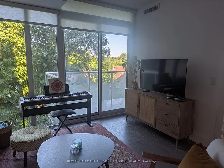 3018 Yonge St #514 — Photo 11