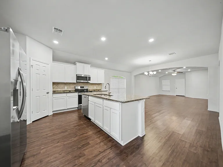 6305 Tess Rd — Photo 6