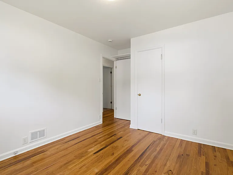 623 Colorado St — Photo 12