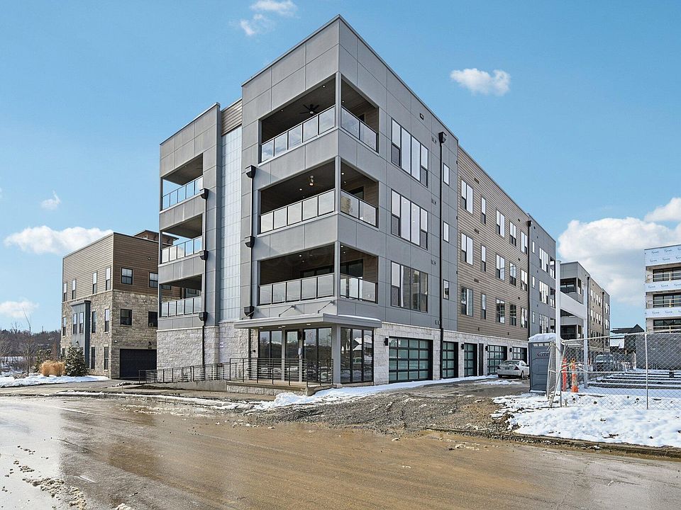 1st image of 2842 Gunnison Dr #401