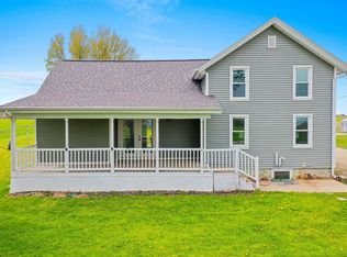 N1613 Manley Rd, Greenville, WI 54942