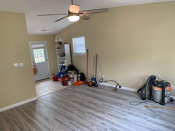 Living/dining room