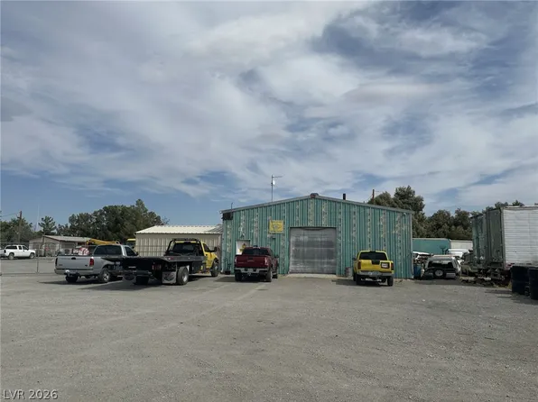 2200 W Charleston Park Ave, Pahrump, NV 89048