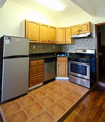 Rented by Rental Solutions Inc | media 9