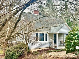 198 Victoria St, Elkin, NC 28621