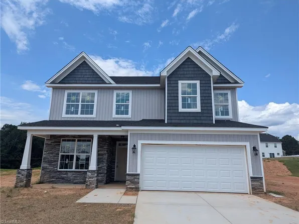 131 Snickers Ct #50, Lexington, NC 27295