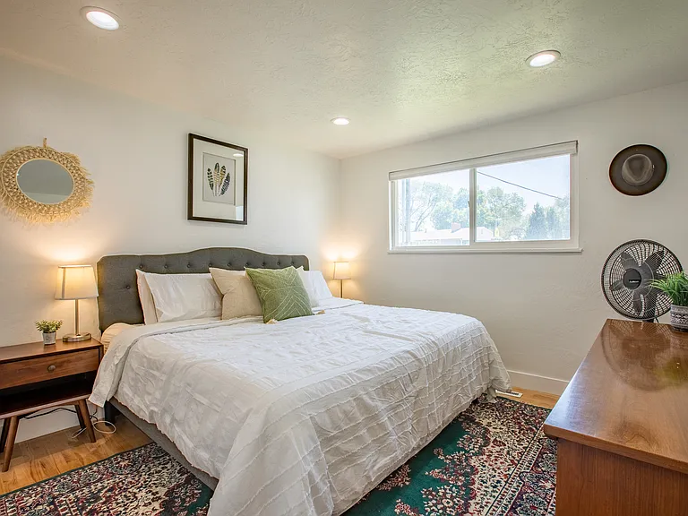 9949 S Sego Lily Dr — Photo 34