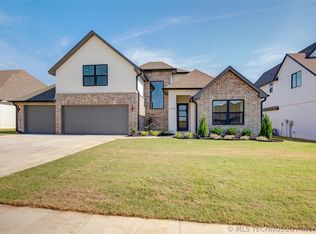 14159 S College Ave, Bixby, OK 74008