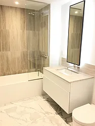Rented by R New York