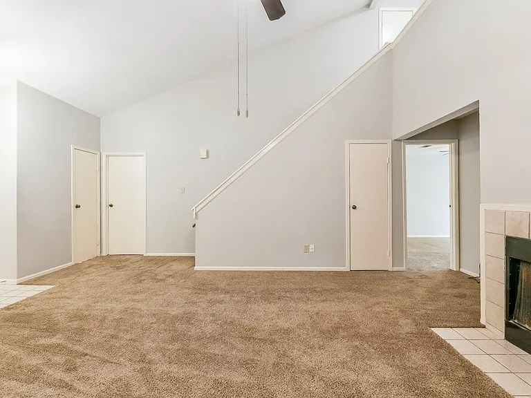 38 Camberwell Ct — Photo 7