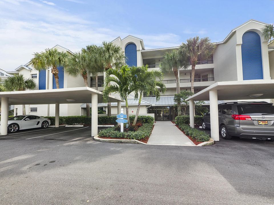 1st image of 212 Bay Colony Dr N #212