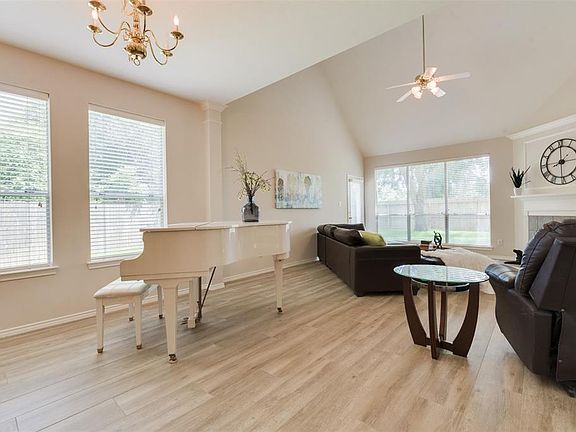 There is an Open Dining Room Area if needed or it is also a great area for a piano or Study or Project Area.