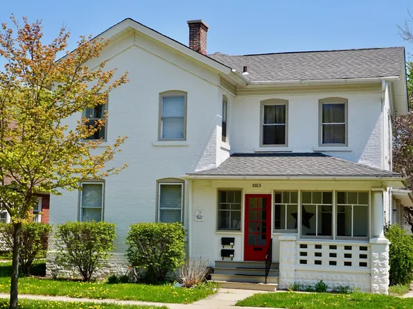 214 N Ellsworth St #200, Naperville, IL 60540