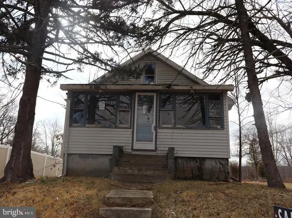 352 Roosevelt Ave, Lindenwold, NJ 08021