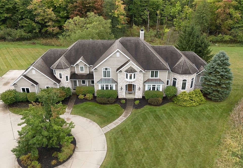 1st image of 3970 Waterford Ct
