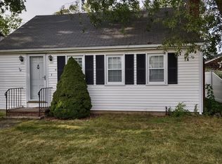 33 Leffingwell Rd, Clinton, CT 06413