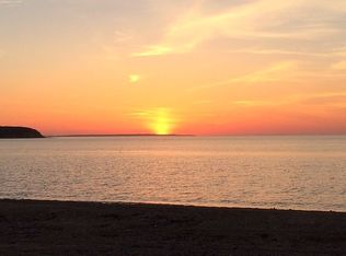 51 Navy Rd, Montauk, NY 11954