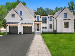 21 Centre St, Natick, MA 01760