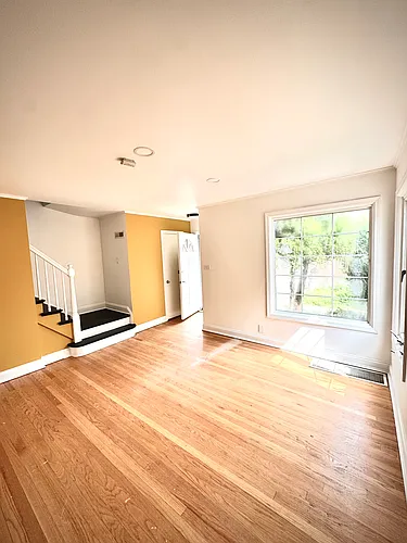1217 N Harlem Ave Photo 1