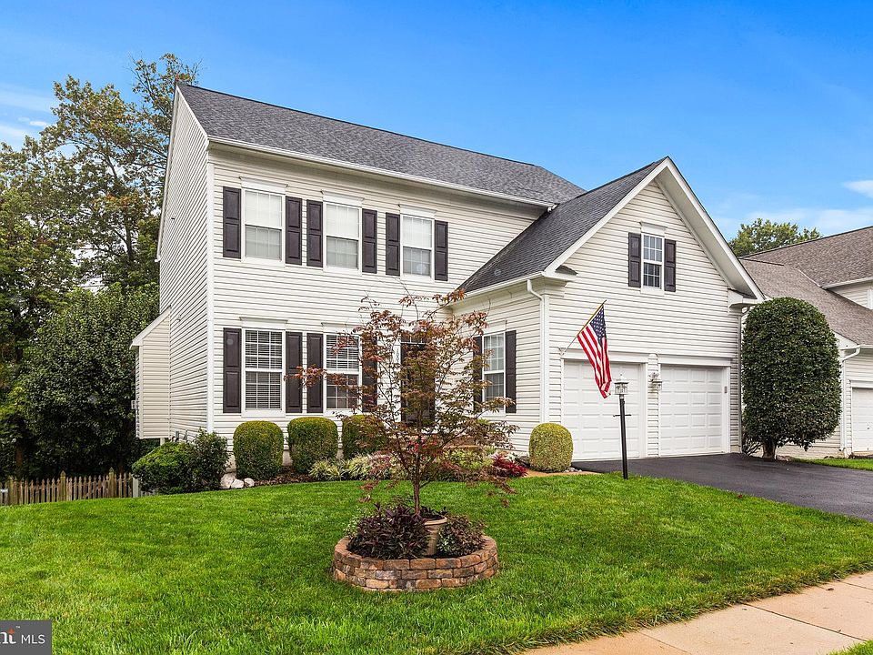 1st image of 10048 Naughton Ct