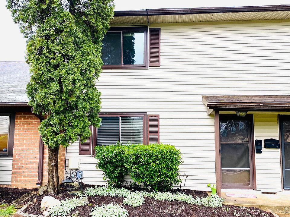 1st image of 8412 Orinda Ct #279