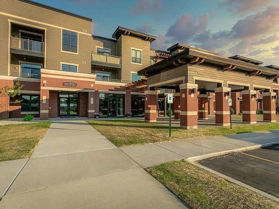 Lincoln Street Apartments