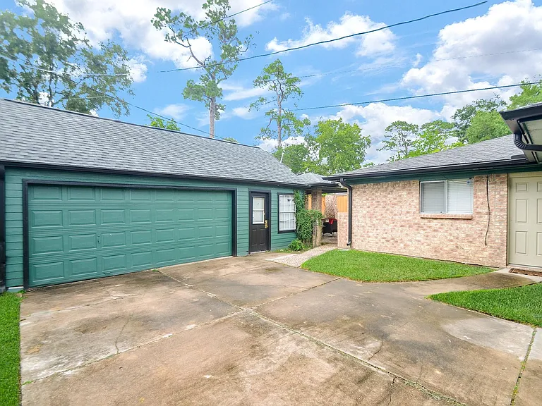 4315 Fernwood Dr — Photo 42