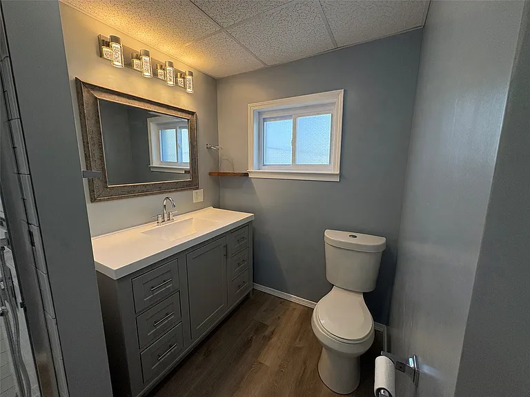 86 Conklin Ave — Photo 7