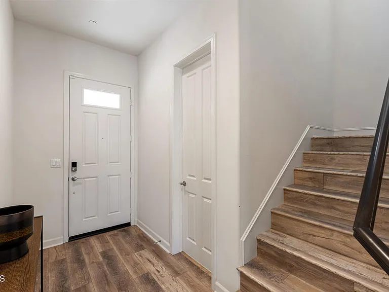 2353 Nicklaus St — Photo 5