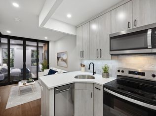 55 Ten Eyck St APT 2R, Brooklyn, NY 11206