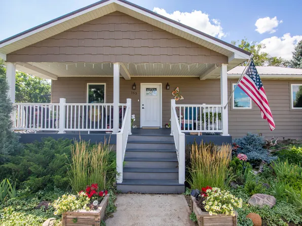 153 Leslie Ave, Stanton, ND 58571