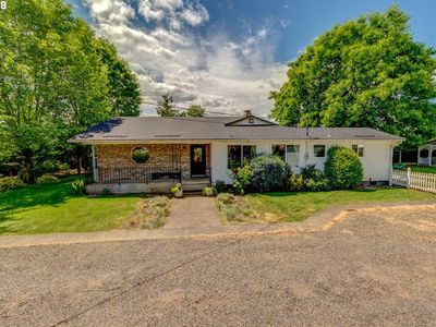 8520 NW Meadow Lake Rd, Carlton, OR, 97111