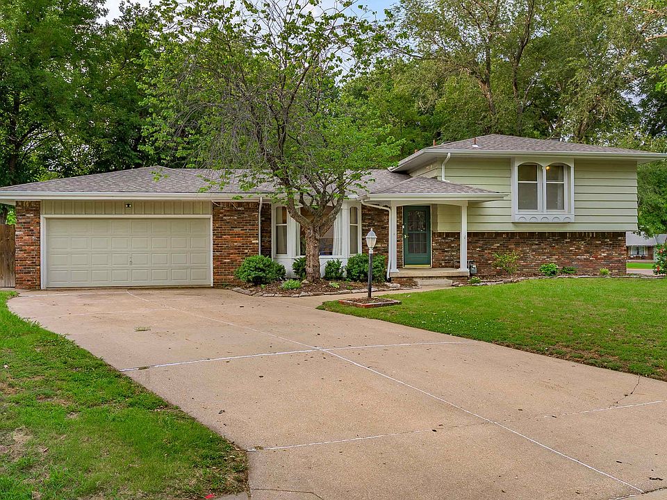 1st image of 621 N Willow Dr