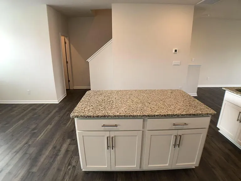 720 Dorset Stream Dr — Photo 5