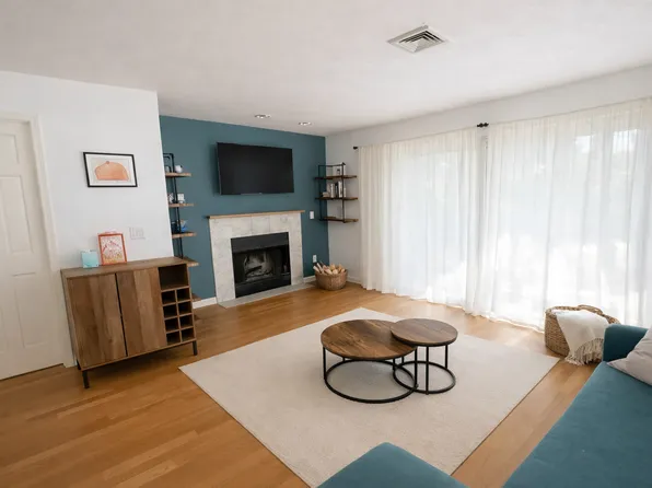 829 Concord Ave APT B, Cambridge, MA 02138