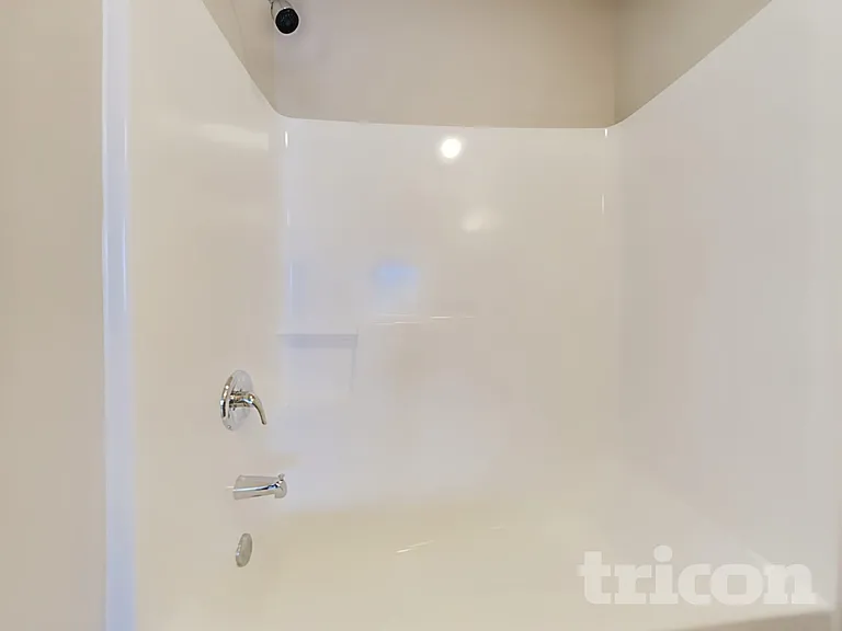 4040 Dogwood Ln — Photo 8