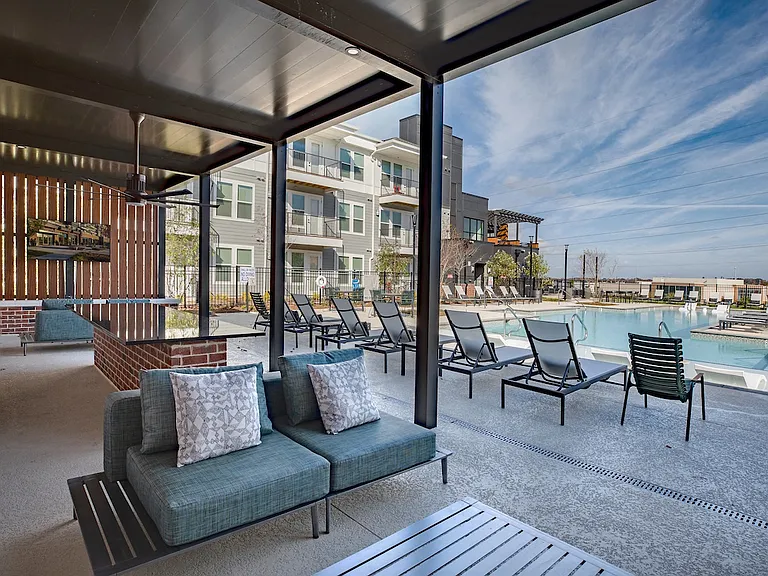 Mainstead at Century Farms Apartments — Photo 16