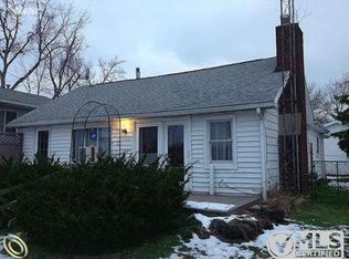 11439 Barnum Lake Rd, Fenton, MI 48430