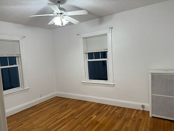 3rd image of 25-27 Berkshire Rd #1