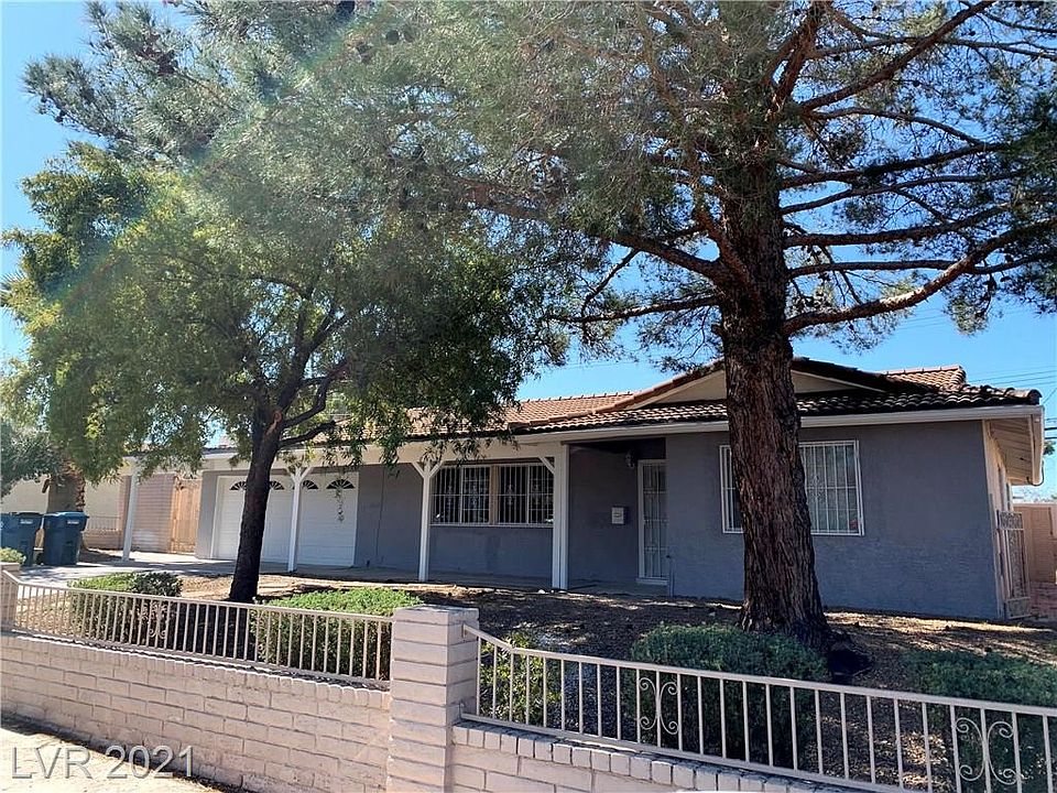 1st image of 3421 El Camino Real
