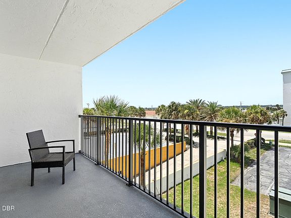 5th image of 3807 S Atlantic Ave #4040