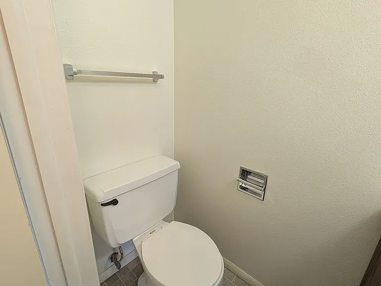 203 S 15th Ave #A-D — Photo 10