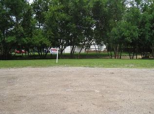 0 19th Pl, North Chicago, IL 60064