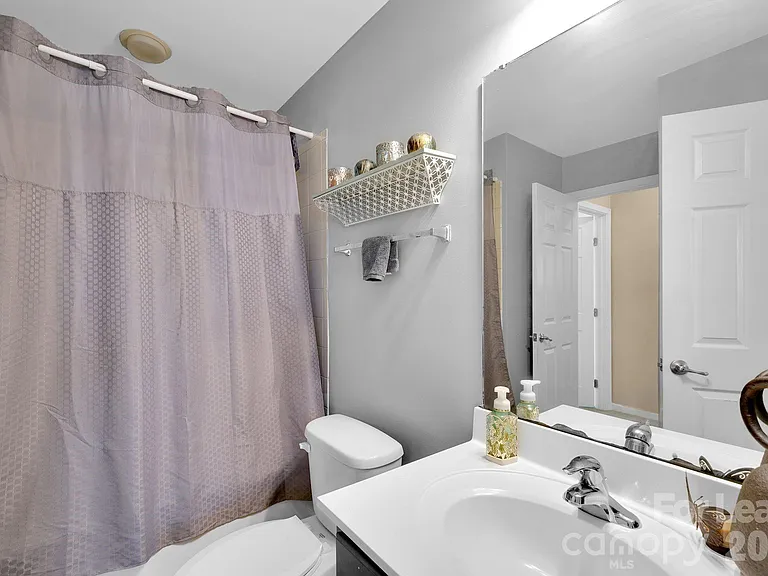 106 Ashton Dr — Photo 29