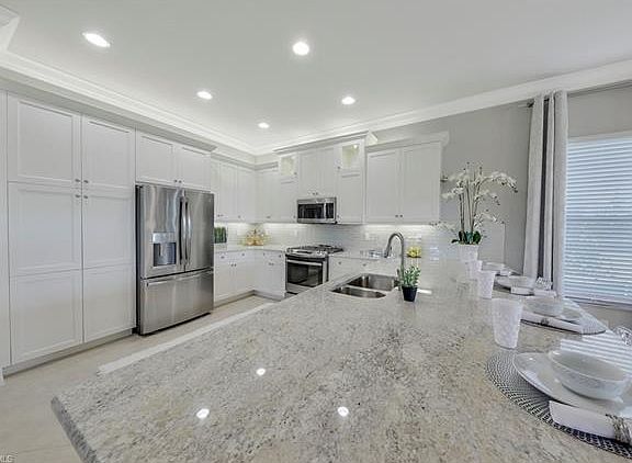 5th image of 4198 Aspen Chase Dr