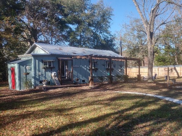 326 Old Louisville Rd